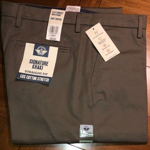 NWT Men’s Dockers Signature Khaki sz 38x34
